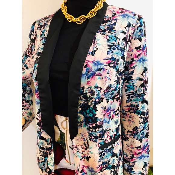 ๐ญ๐๐๐๐๐ ๐ฉ๐๐๐๐๐ - Picture 4 of 7